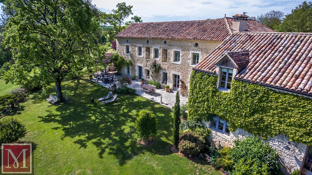 Le Manoir De Beauregard Bed & Breakfast Clermont-de-Beauregard Luaran gambar